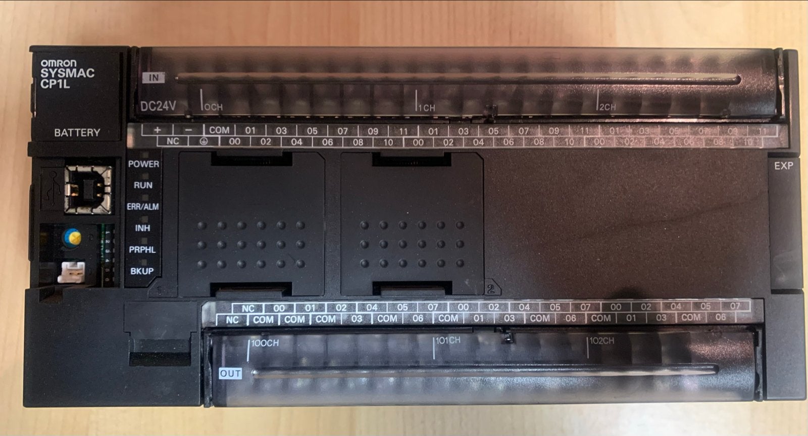 Omron CP1L-M60DT1-D Programmeerbare Controller PLC, Hobby en Vrije tijd, Ophalen of Verzenden