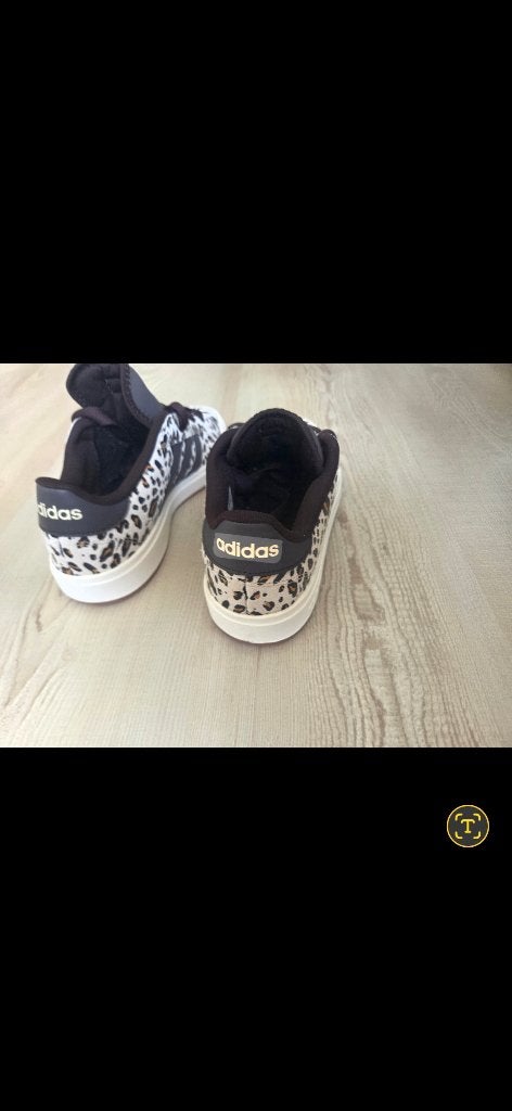 Nieuwe adidas Grand Court Leopard sneakers maat 37,5, Ophalen, Bruin, Adidas, Nieuw