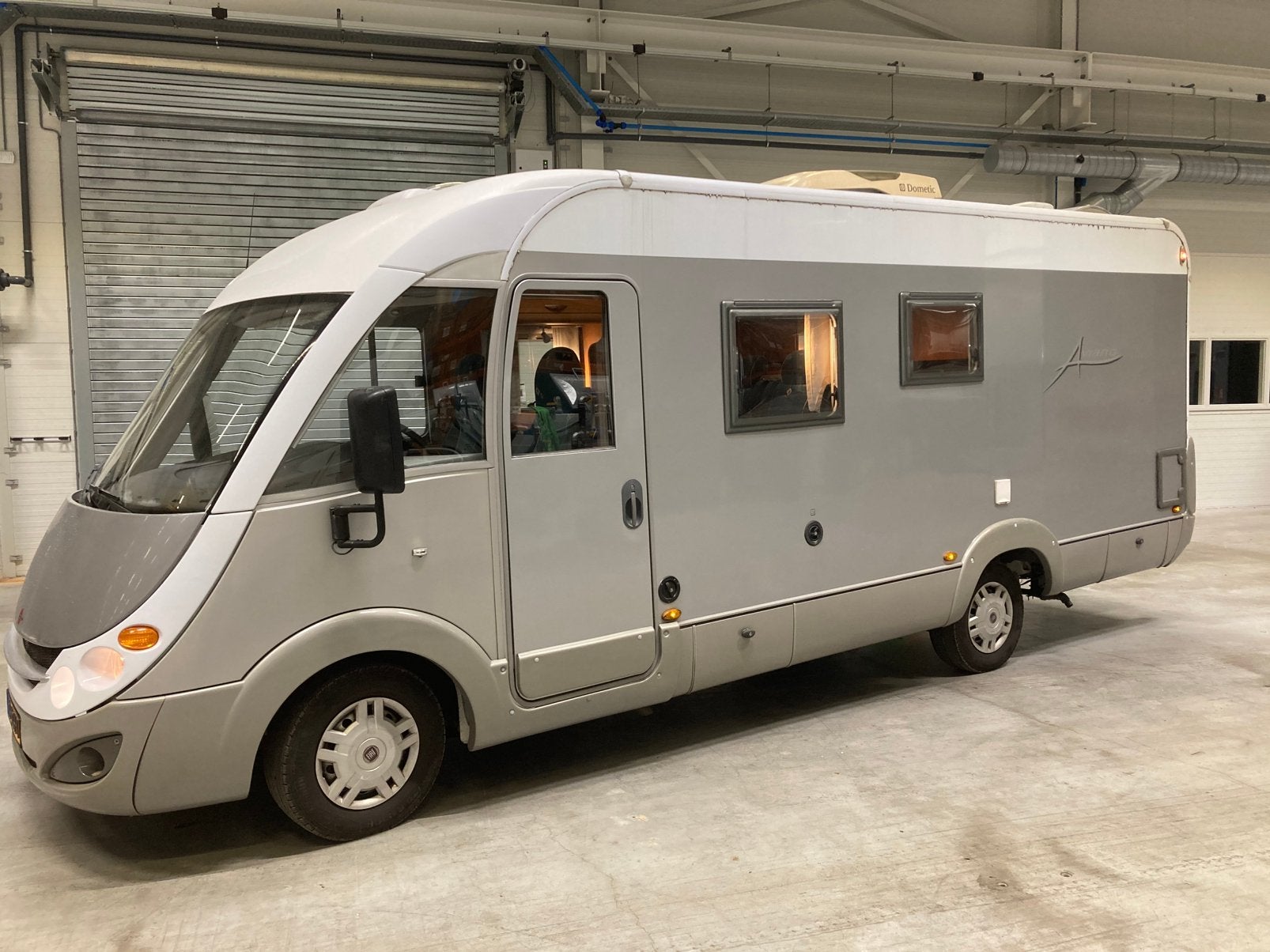 Burstner Aviano I684; Full options!; 2 x Airco; Autolevel, Caravans en Kamperen, Integraal, Ringverwarming, Fiat, 6 tot 7 meter