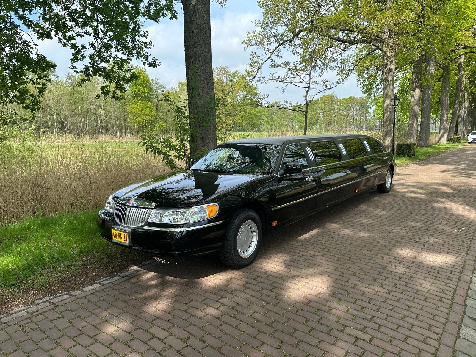 Ford Lincoln Towncar Limousine 10m 2001 Zwart, Auto's, Ford, Automaat, Achterwielaandrijving, Overige carrosserieën, Zwart