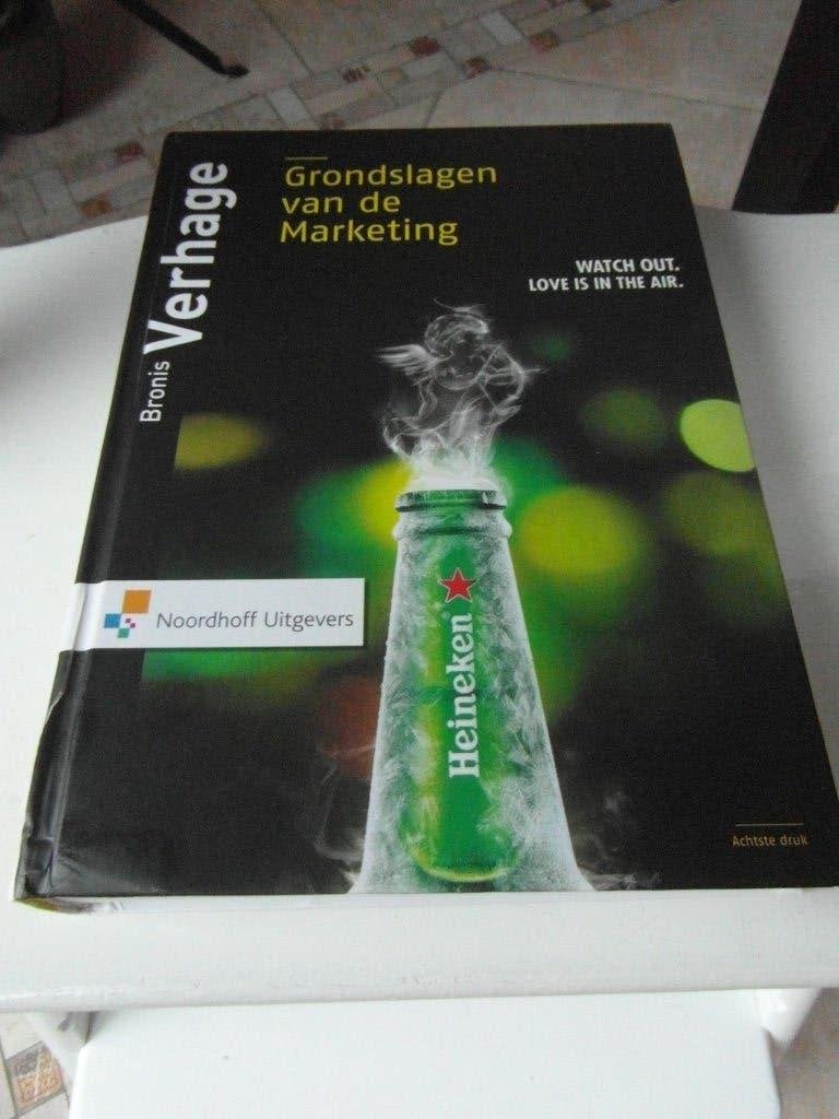studieboek Grondslagen van de Marketing Verhage 745 BLZ, Ophalen of Verzenden, Zo goed als nieuw, Economie en Marketing