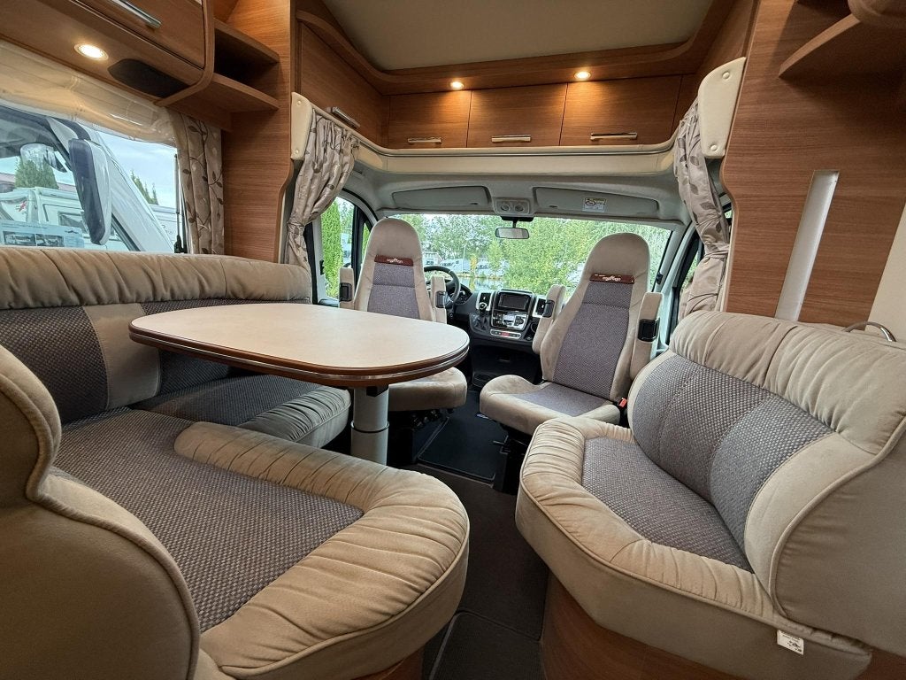 Carthago Chic C-Line T 4.9 LE - BOMVOL ACCESSOIRES, Ringverwarming, Fiat, Tot en met 2, Carthago