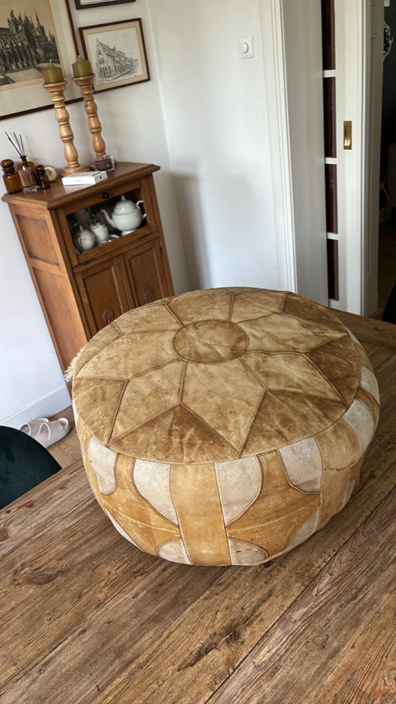 Vintage Leren Marokkaanse poef, rond, in goede staat, Ophalen, Rond, Zo goed als nieuw, 50 tot 75 cm