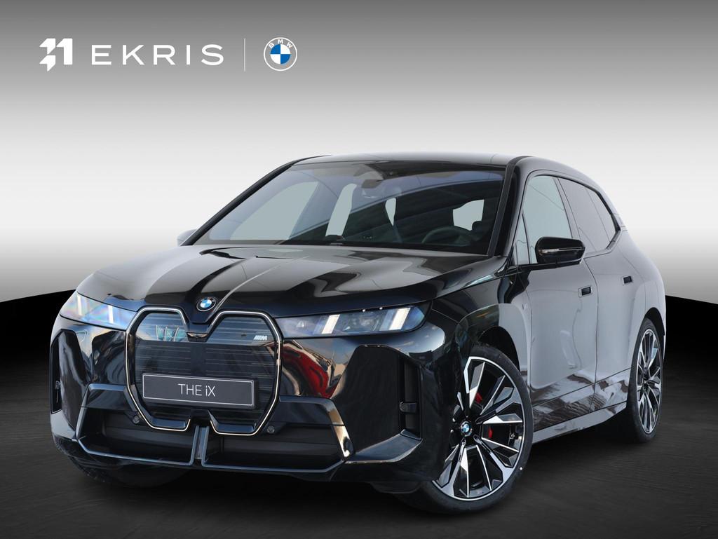 BMW iX xDrive M70 | Comfort Pack | Innovation Pack | Klasse, Automaat, Stof, Met garantie (alle), Zwart