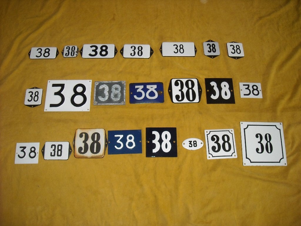 oud emaille huisnummer 38 ook 39 40 41 42 43 44 45 46 47 48, Antiek en Kunst, Ophalen of Verzenden