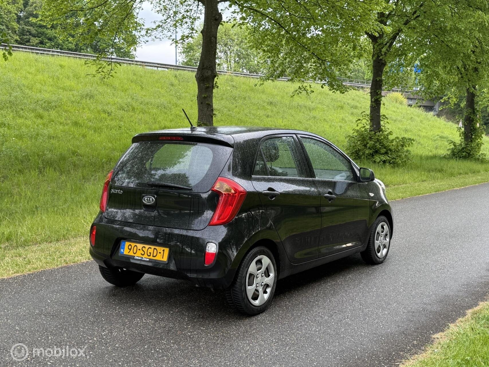 Kia Picanto 1.2 CVVT Comfort Pack*NEW APK*AIRCO*ELEK. RAMEN, Voorwielaandrijving, Euro 5, Gebruikt, 4 cilinders