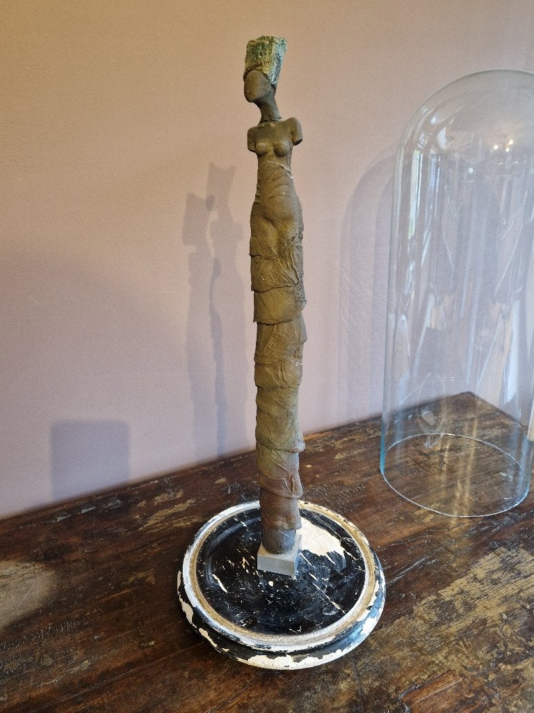 "Nubian Vrouwelijk Sculptuur " LISETTE SAUVILLER, Ophalen of Verzenden, 20 - 50 cm, Steen of Keramiek, Beeld