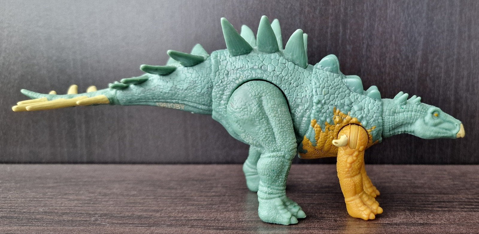 Jurassic World Dino Escape Chialingosaurus, Ophalen, Gebruikt