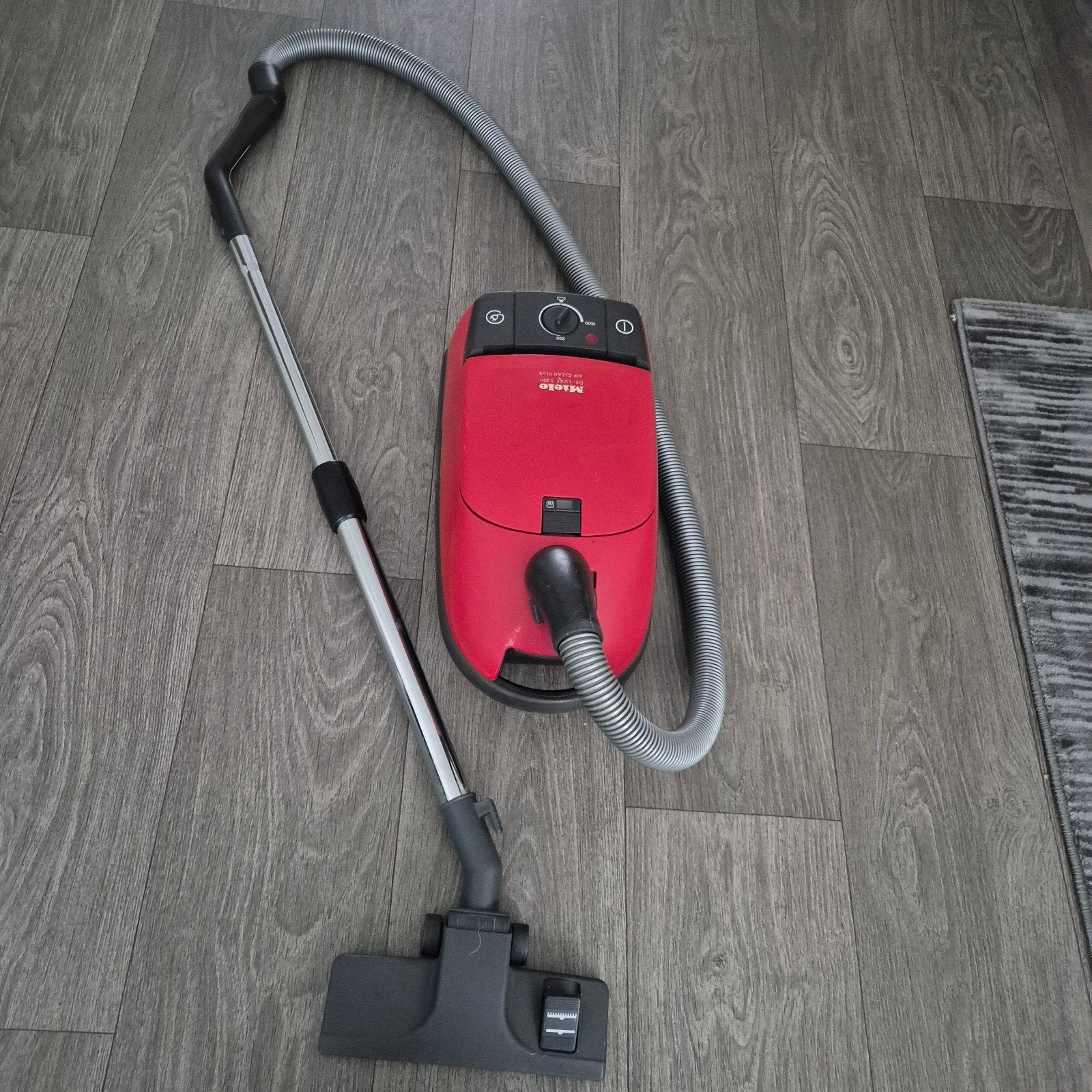 Mooie MIELE De luxe S301i Stofzuiger met nieuw Stofzak., Witgoed en Apparatuur, Zo goed als nieuw, Industriële stofzuiger, Miele
