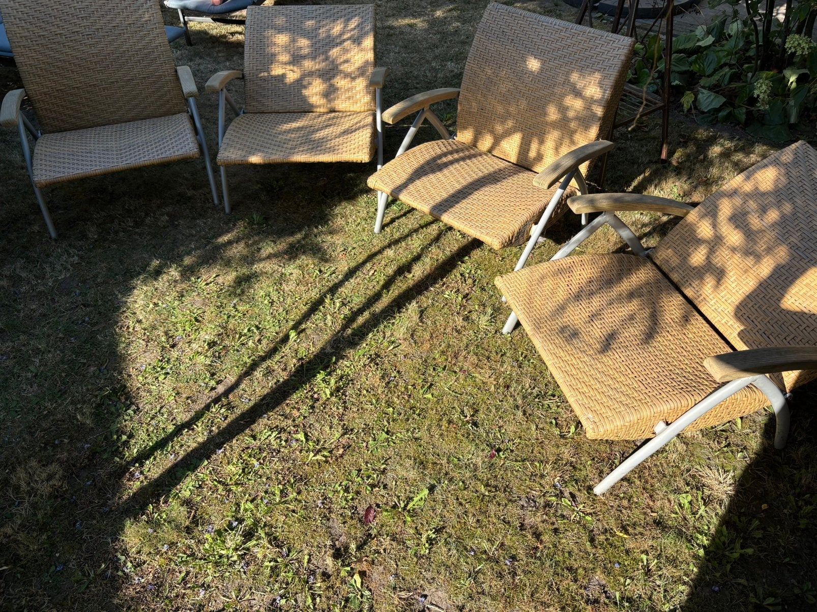 Set van 4 luxe wicker tuinstoel– Verstelbaar & Comfortabel!, Tuin en Terras, Tuinstoelen, Ophalen, Gebruikt, Wicker, Verstelbaar