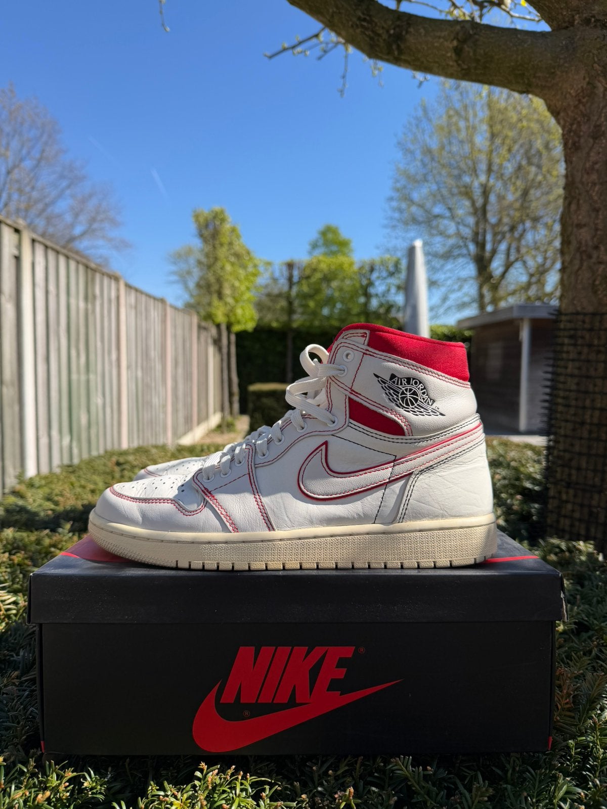 Jordan 1 Retro High Phantom Gym Red, Kleding | Heren, Schoenen, Ophalen of Verzenden, Zo goed als nieuw, Overige kleuren, Sneakers of Gympen