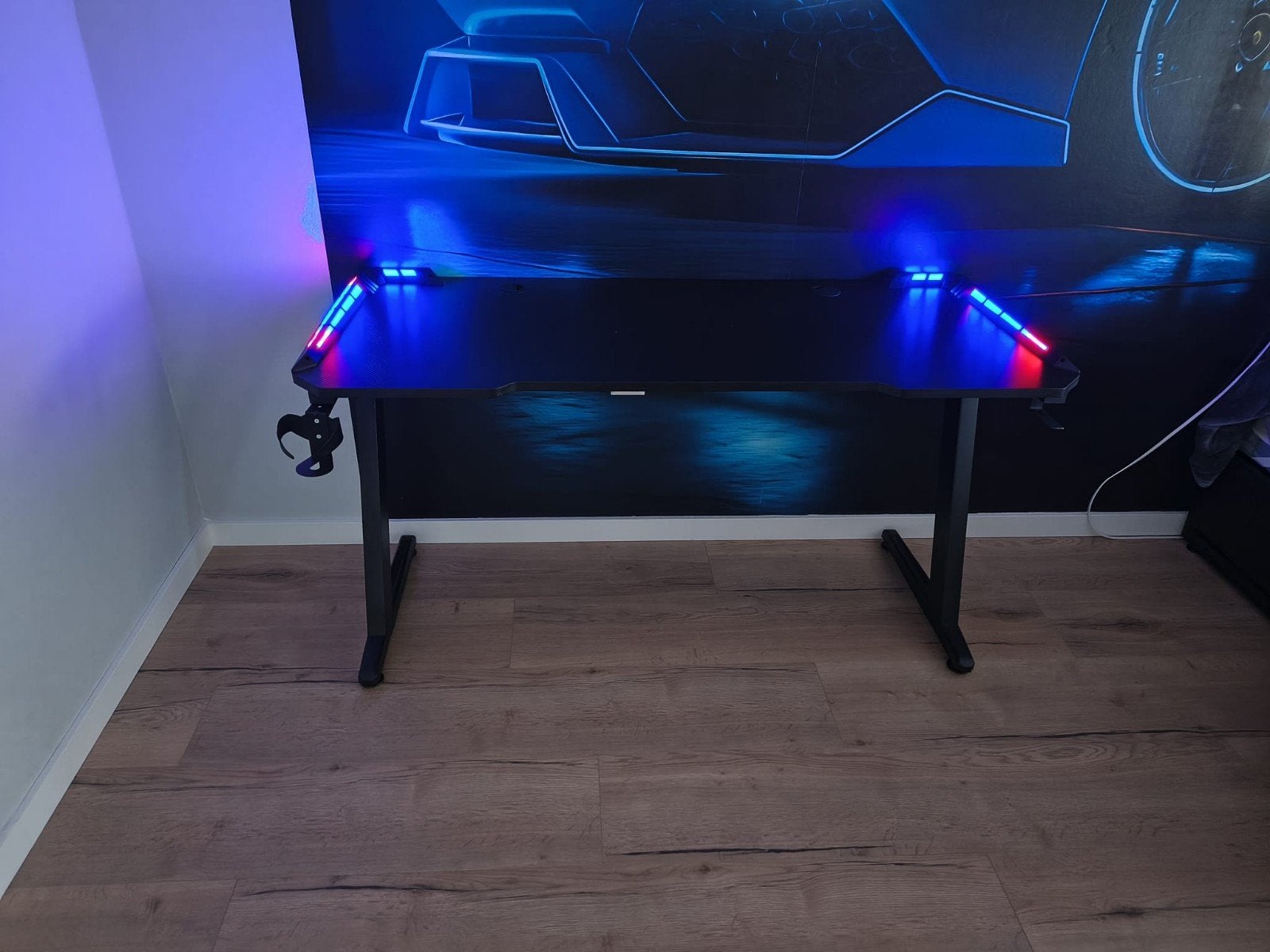 Gaming bureau met LED verlichting - 140x60x73 cm, Ophalen, Zwart, Gebruikt, 60 cm