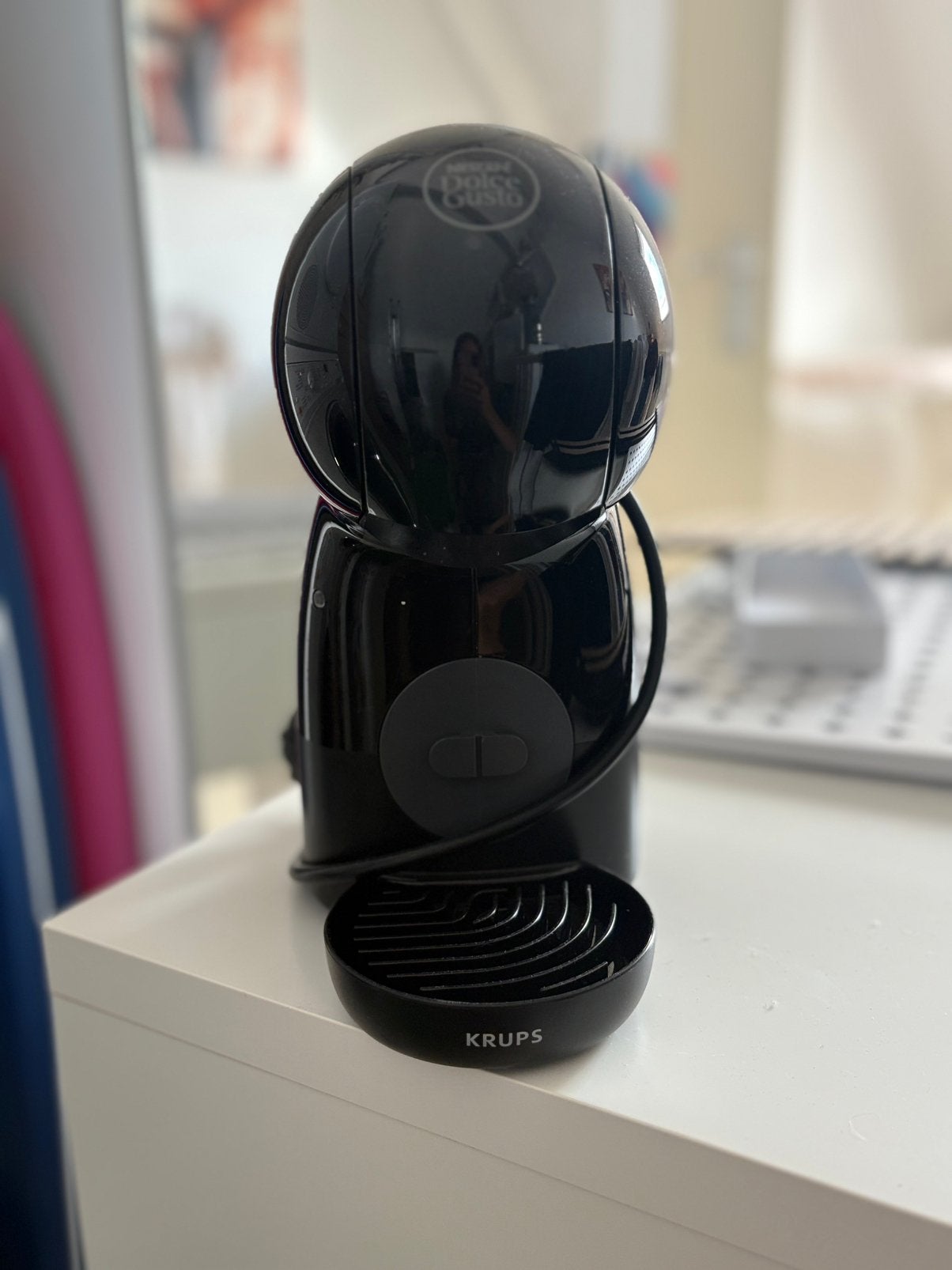 Dolce gusto koffieapparaat, Ophalen of Verzenden, Zo goed als nieuw, Koffiemachine