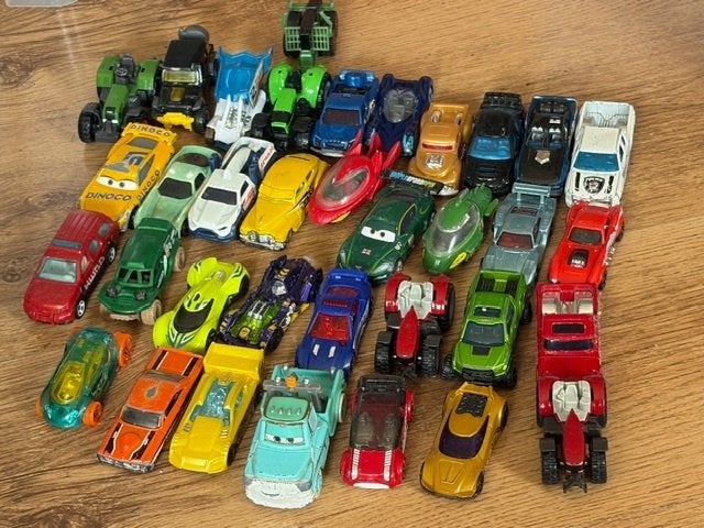 autootjes (cars, hotwheels), Ophalen of Verzenden, Zo goed als nieuw