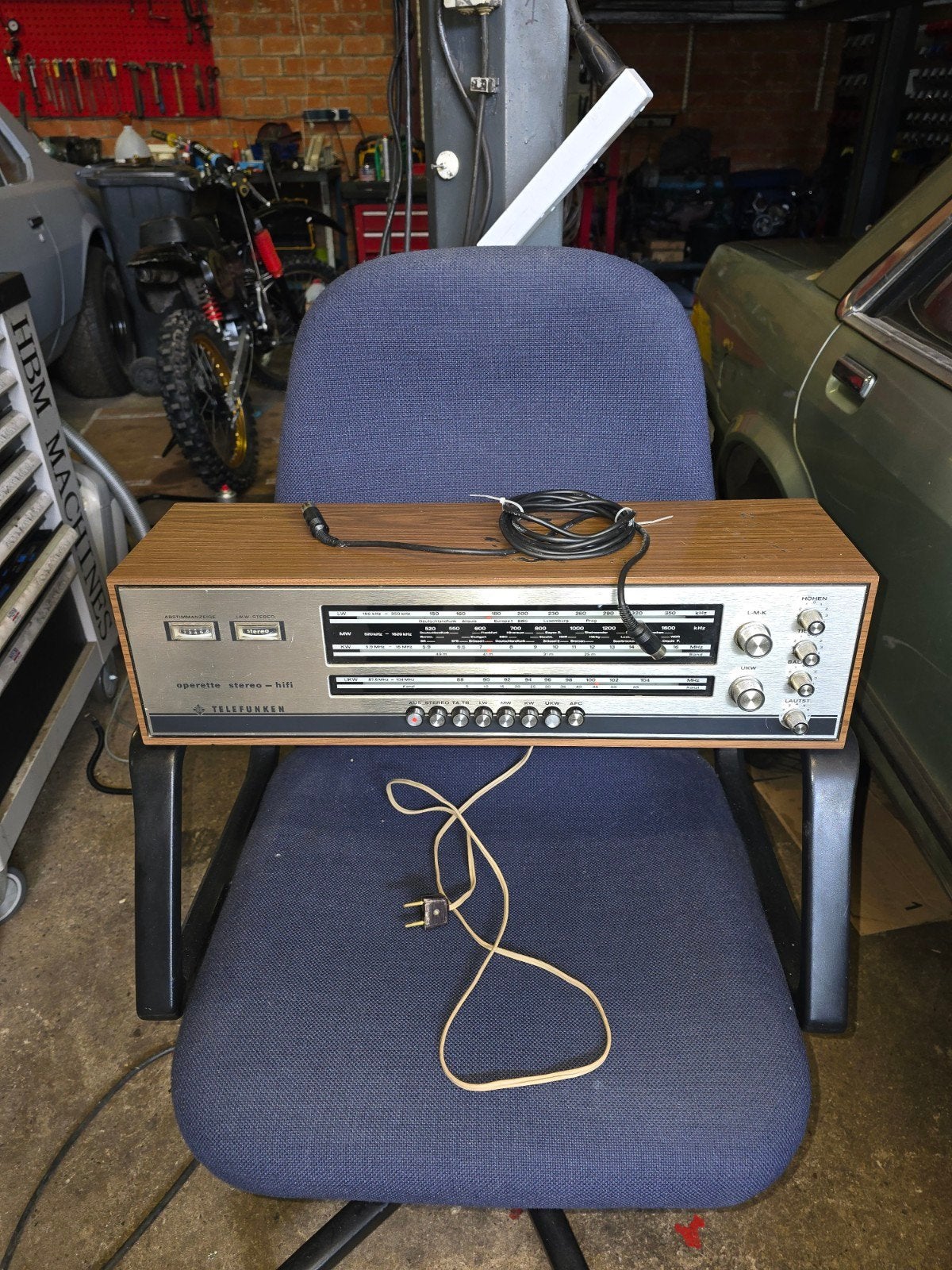 telefunken radio met boxen, Ophalen