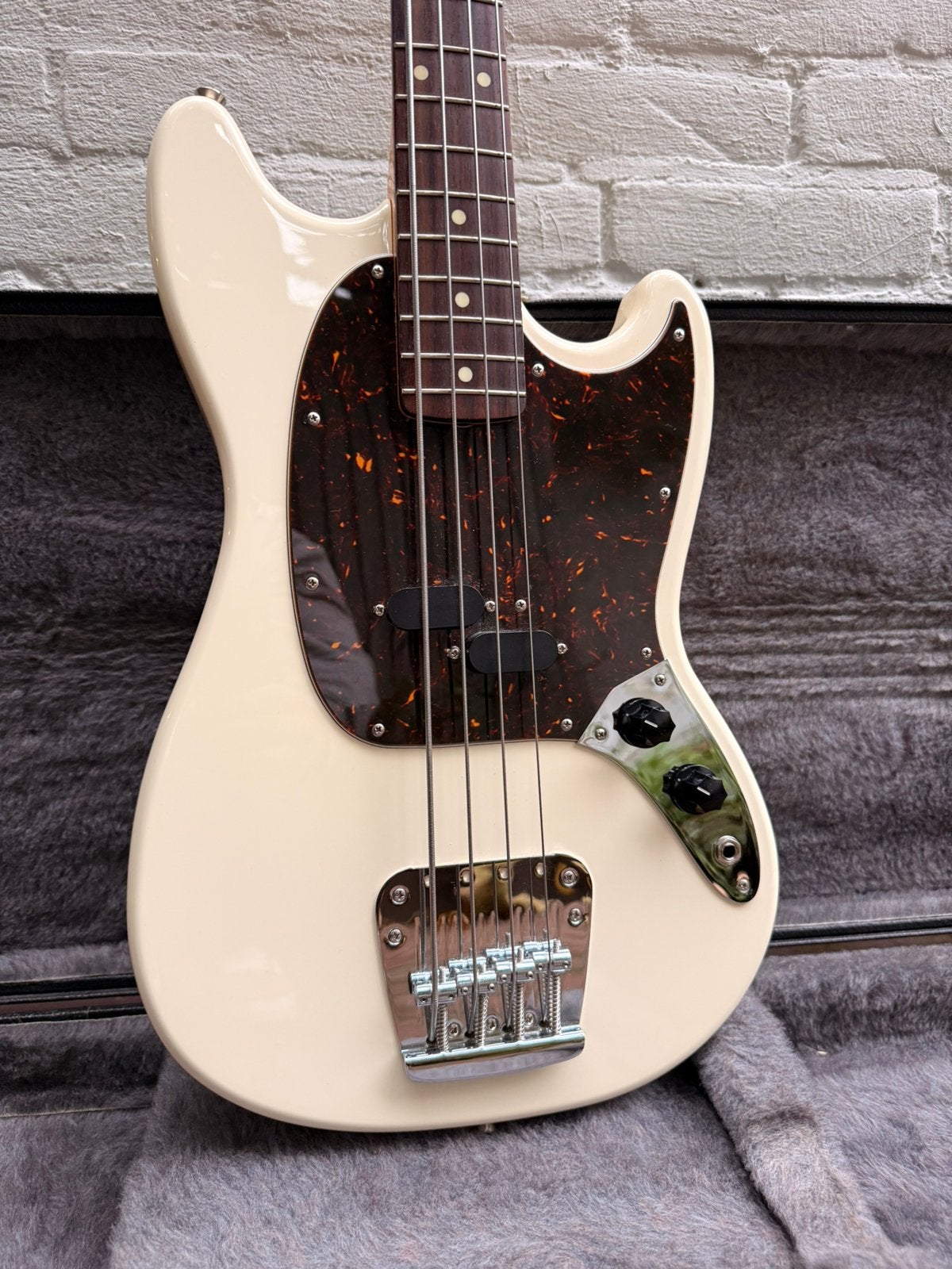 Fender Mustang Bass MIJ Vintage White FSR MB-98, Ophalen, Zo goed als nieuw, Elektrisch