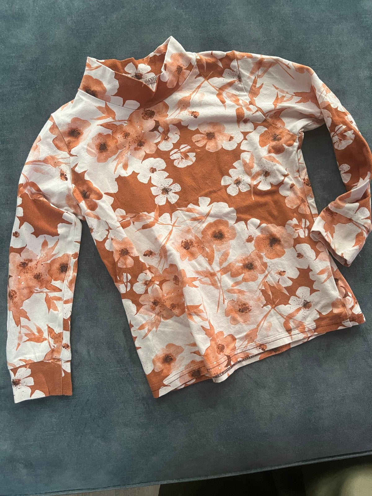 Bloemenprint coltrui met lange mouwen 110/116, Kinderen en Baby's, Kinderkleding | Maat 110, Ophalen of Verzenden, Zo goed als nieuw