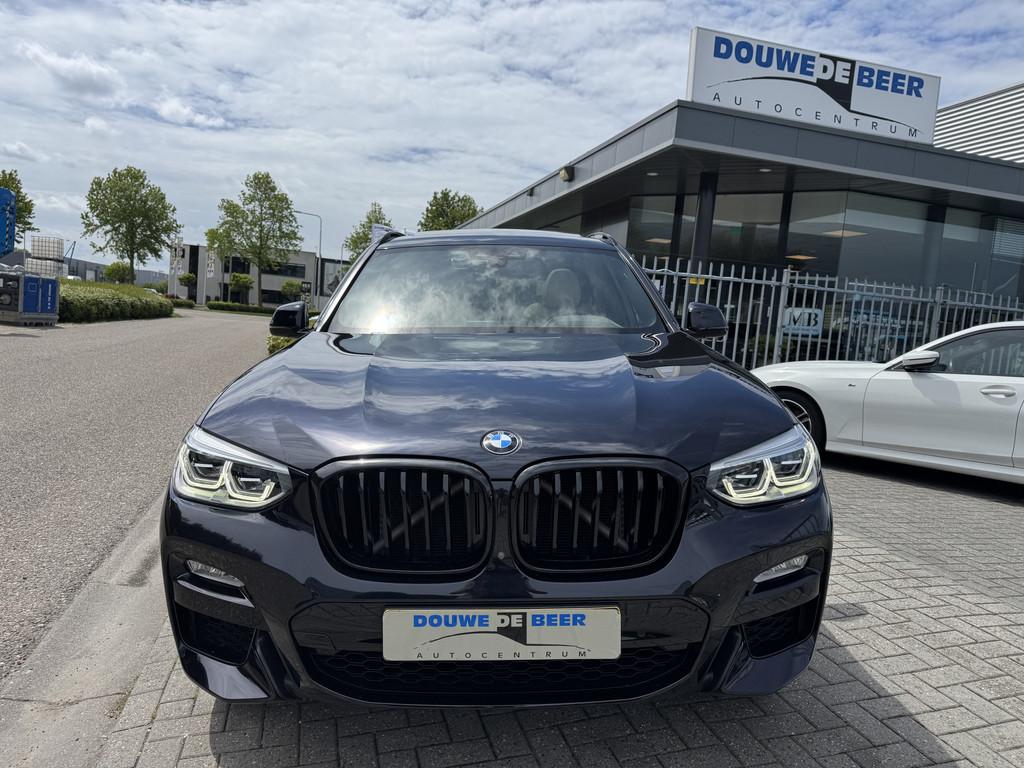 BMW X3 xDrive20i M-sport Leer | Pano | Head-up | Memory, Automaat, Gebruikt, 4 cilinders, Zwart