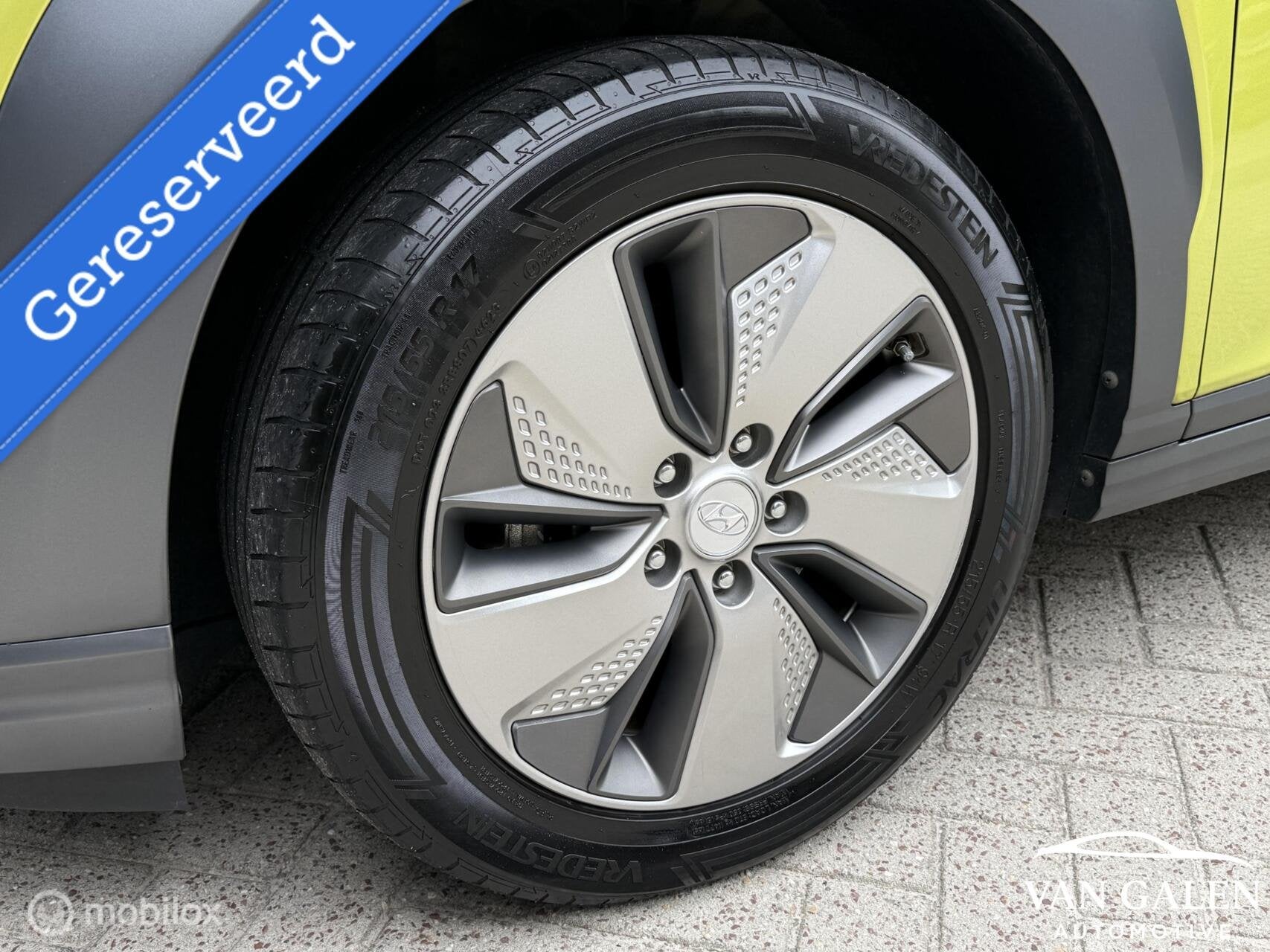 Hyundai Kona EV Fashion 64 kWh 1e Eig! VOL OPTIES|Batt 100%, 12 maanden, Gebruikt, Automatische klimaatregeling, Geel