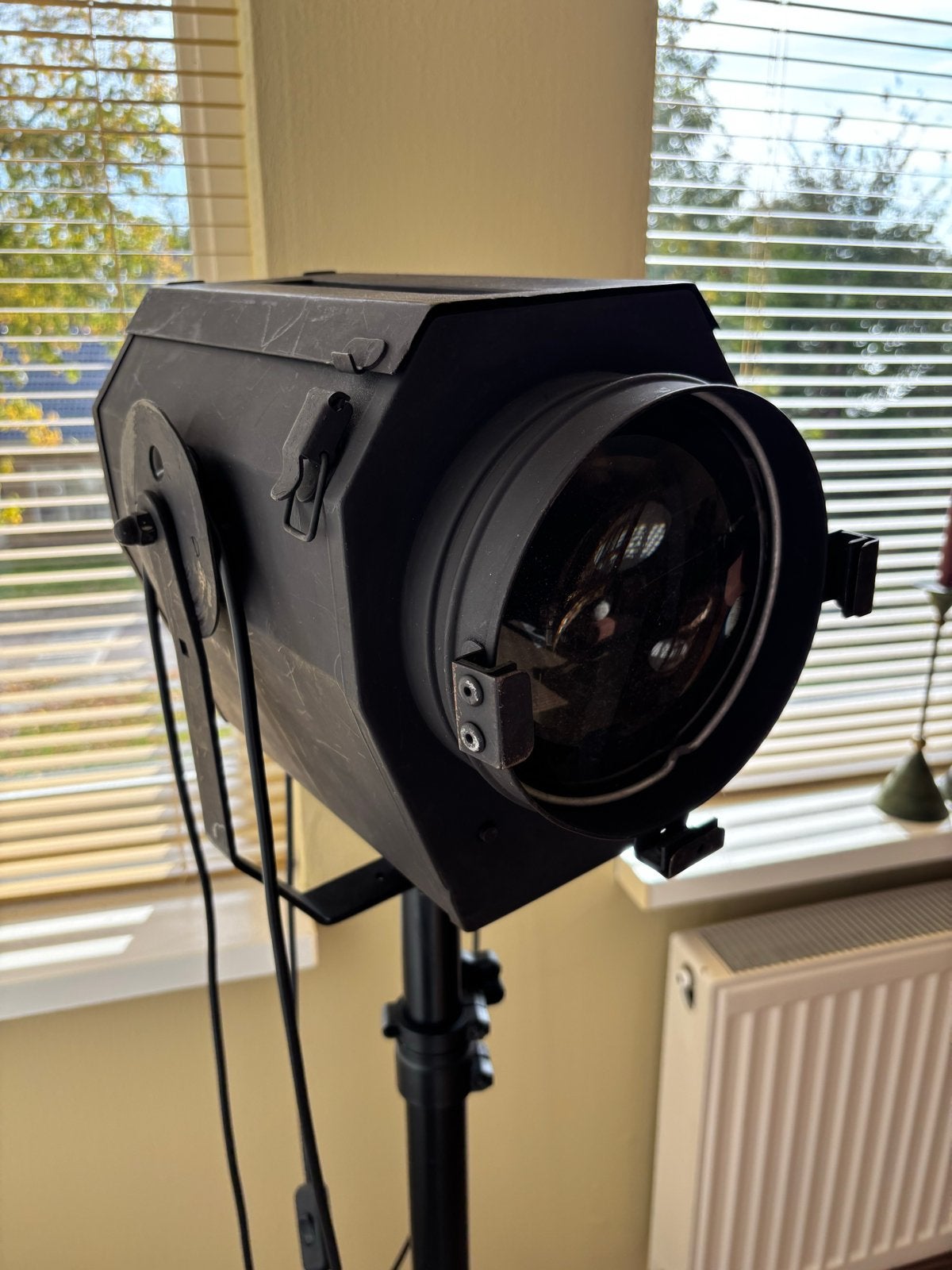Unieke Vintage Studio Spotlamp op Statief, Ophalen, Gebruikt, Overige fittingen, Metaal