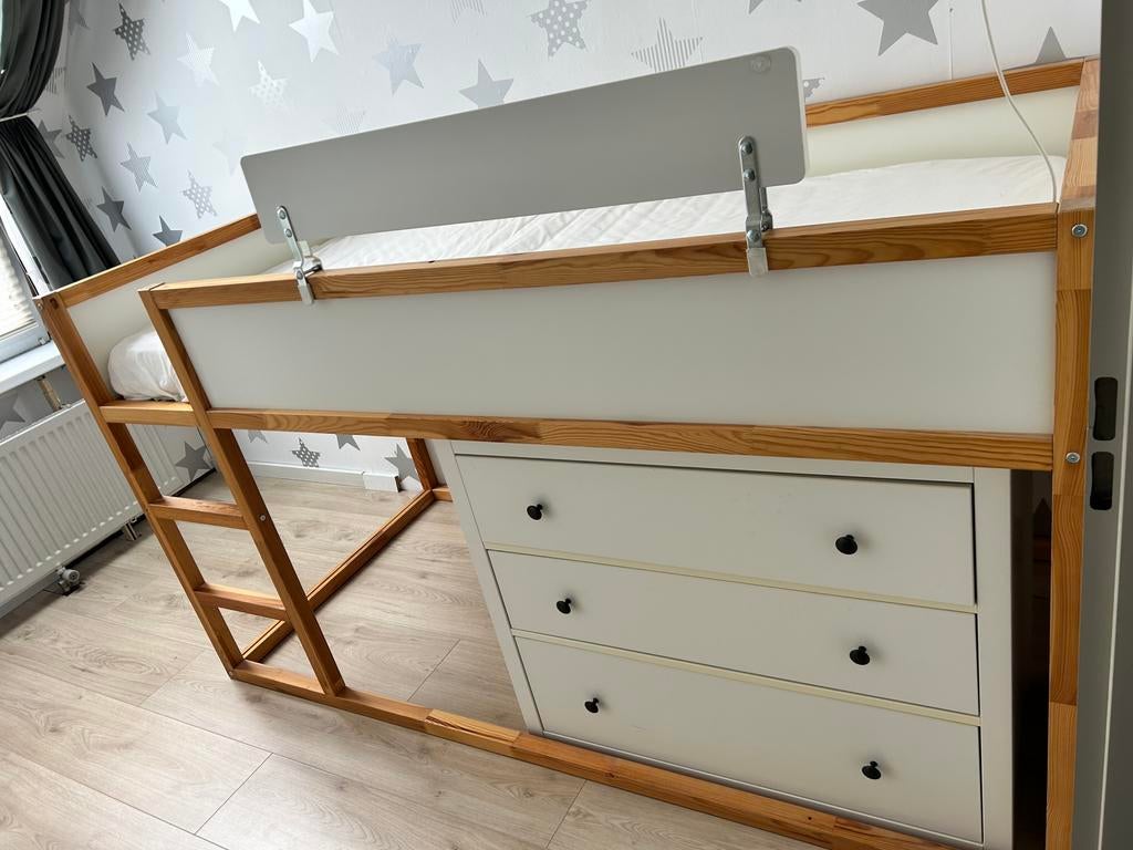 IKEA kura keerbaar bed met matras, ladekast, zijsteun, Kinderen en Baby's, Ophalen, Gebruikt