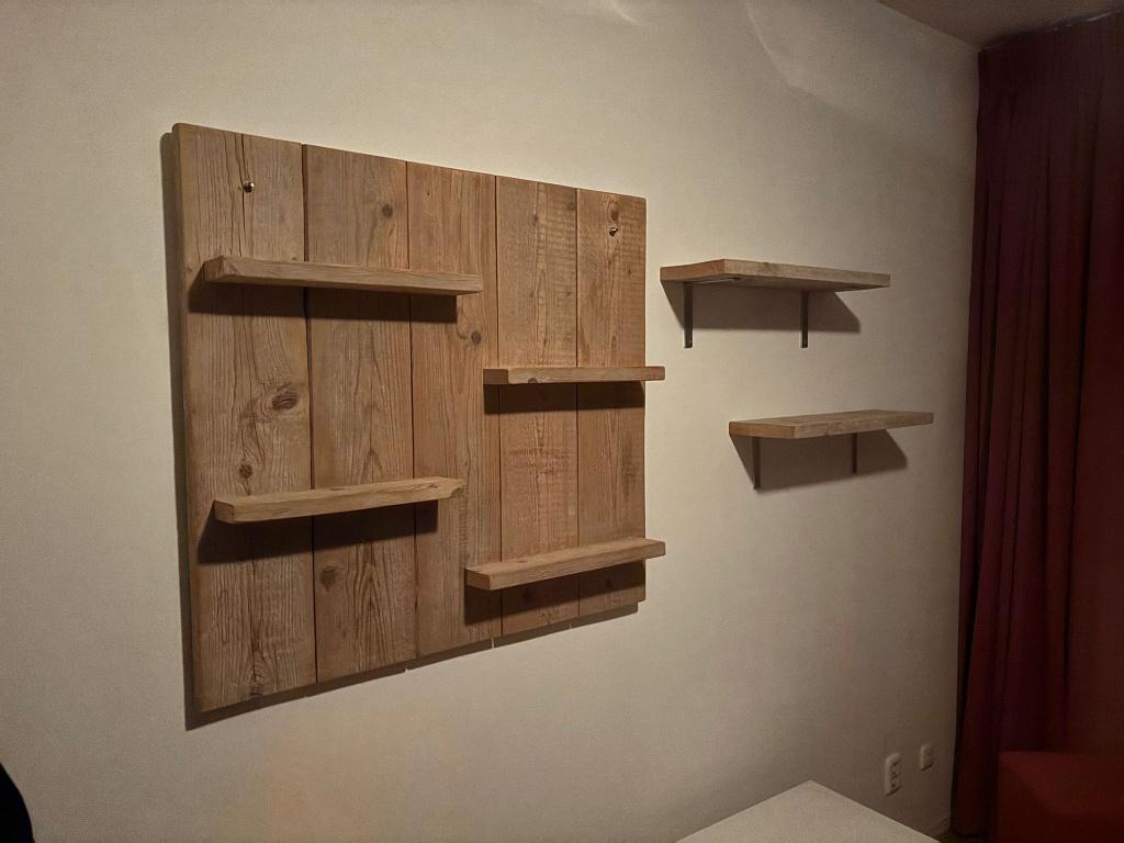 Aanbieding. Te koop wandplanken van steigerplank, Ophalen, Gebruikt