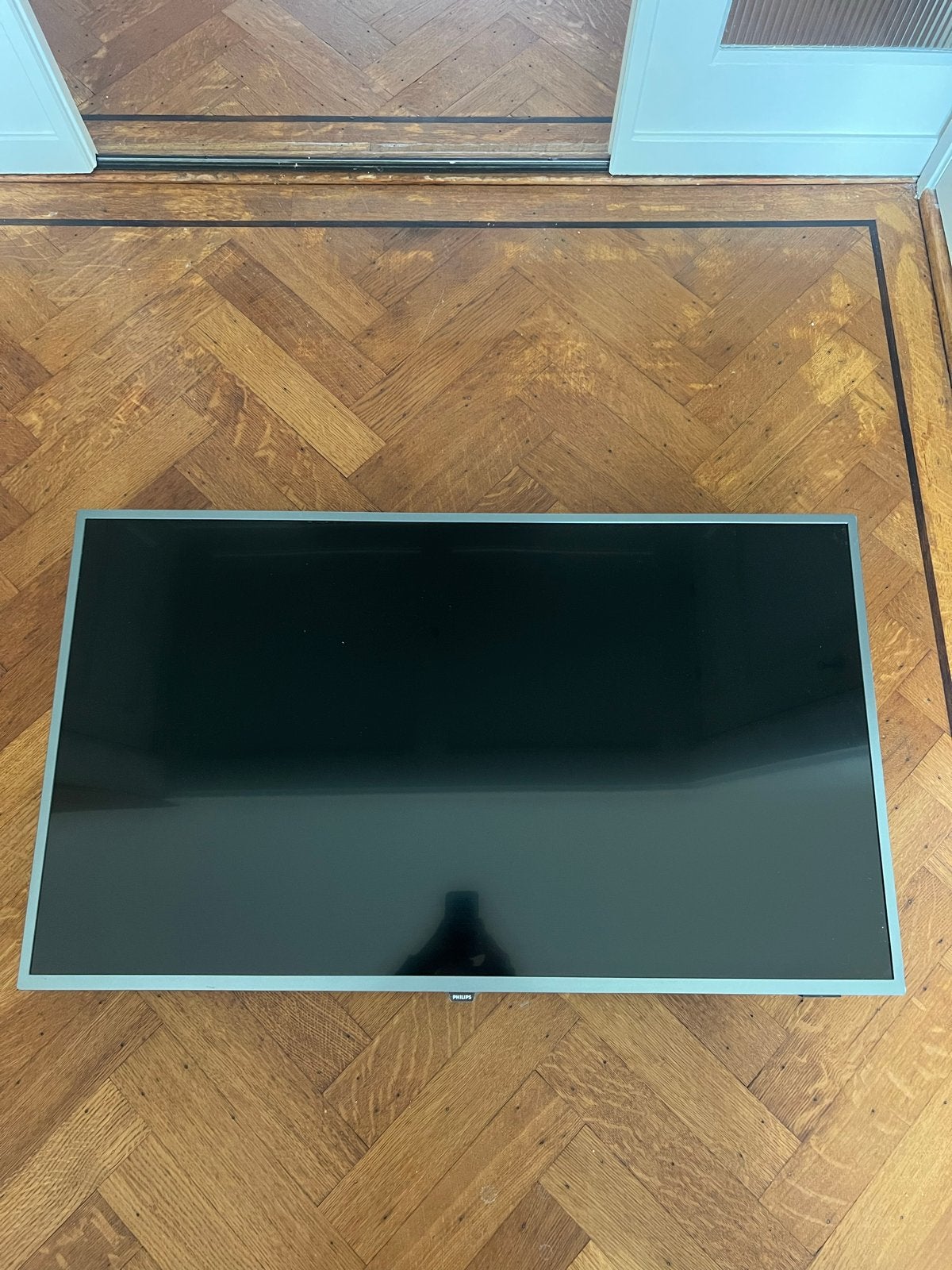 Philips the one  43PUS6703/12 4K UHD Smart TV