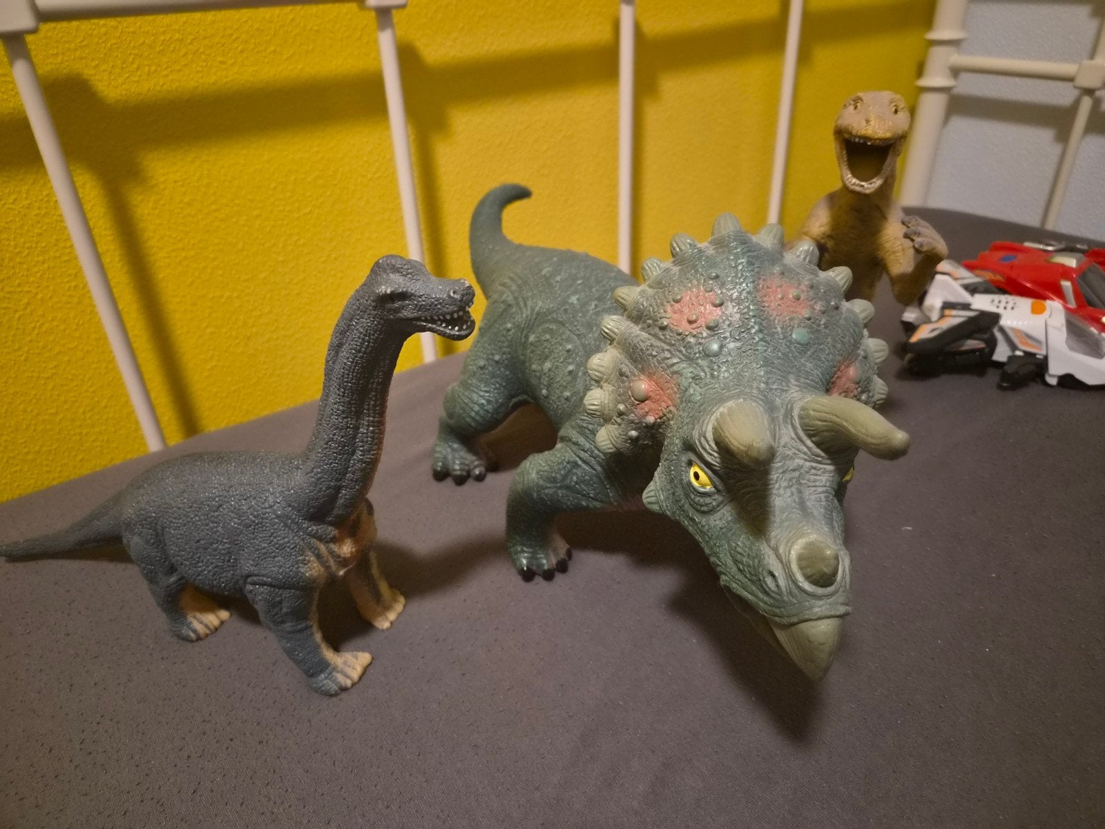 3x Dino's, Ophalen of Verzenden, Zo goed als nieuw, Jongen of Meisje