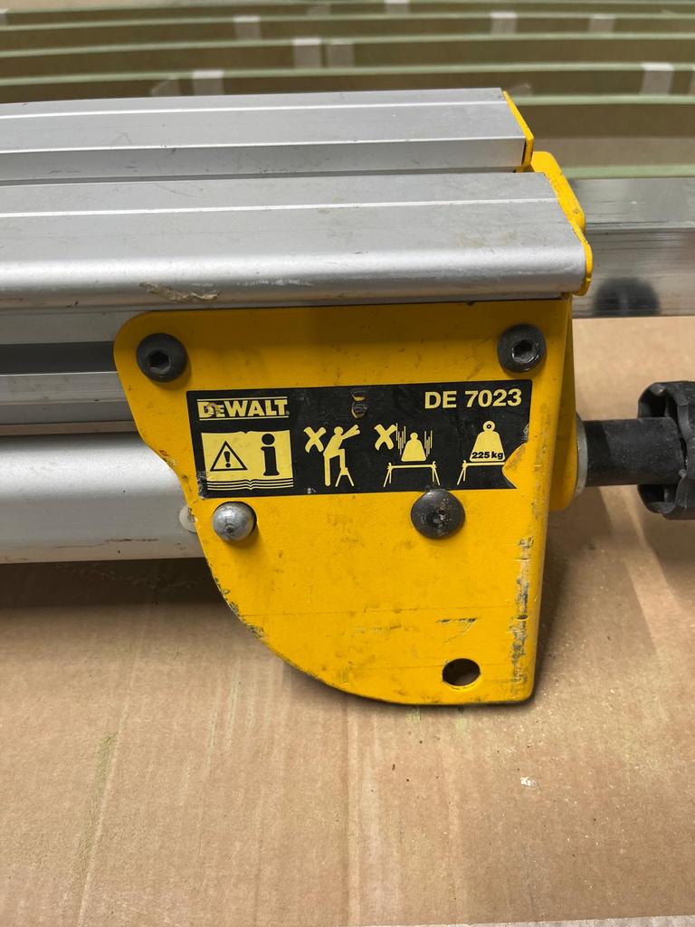 Dewalt DE7023 Universeel Zaagmachine Statief, Ophalen, Gebruikt