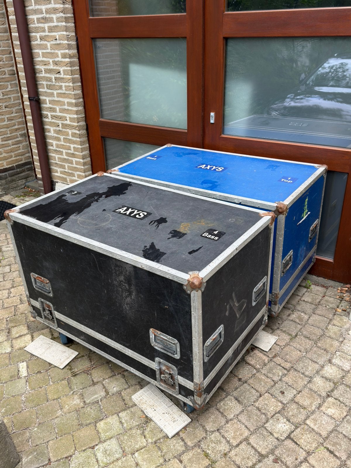 Twee Flightcases Axys luidsprekers 116/65/65 cm, Muziek en Instrumenten, Ophalen of Verzenden, Zo goed als nieuw, Overige instrumenten