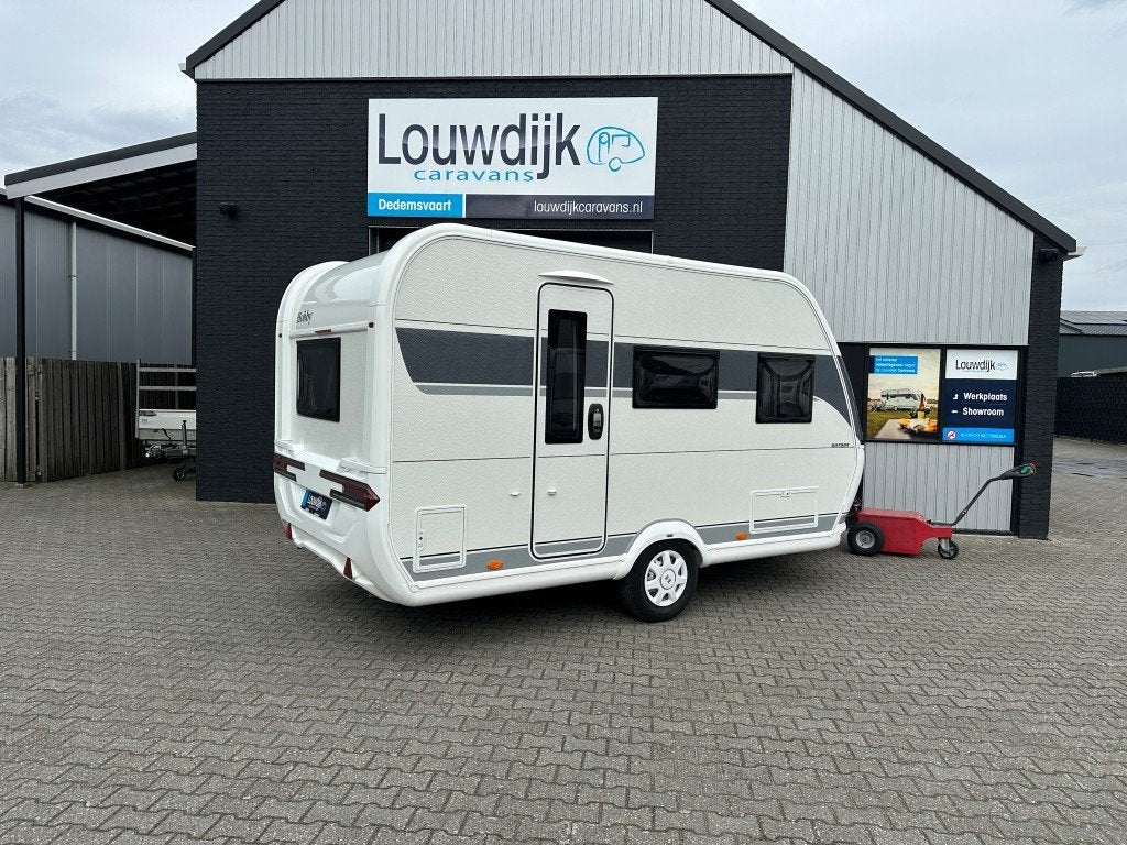 HOBBY On Tour 390 SF ’26 (Vastbed, Treinzit), Vast bed, Hobby, Bedrijf, 5 tot 6 meter