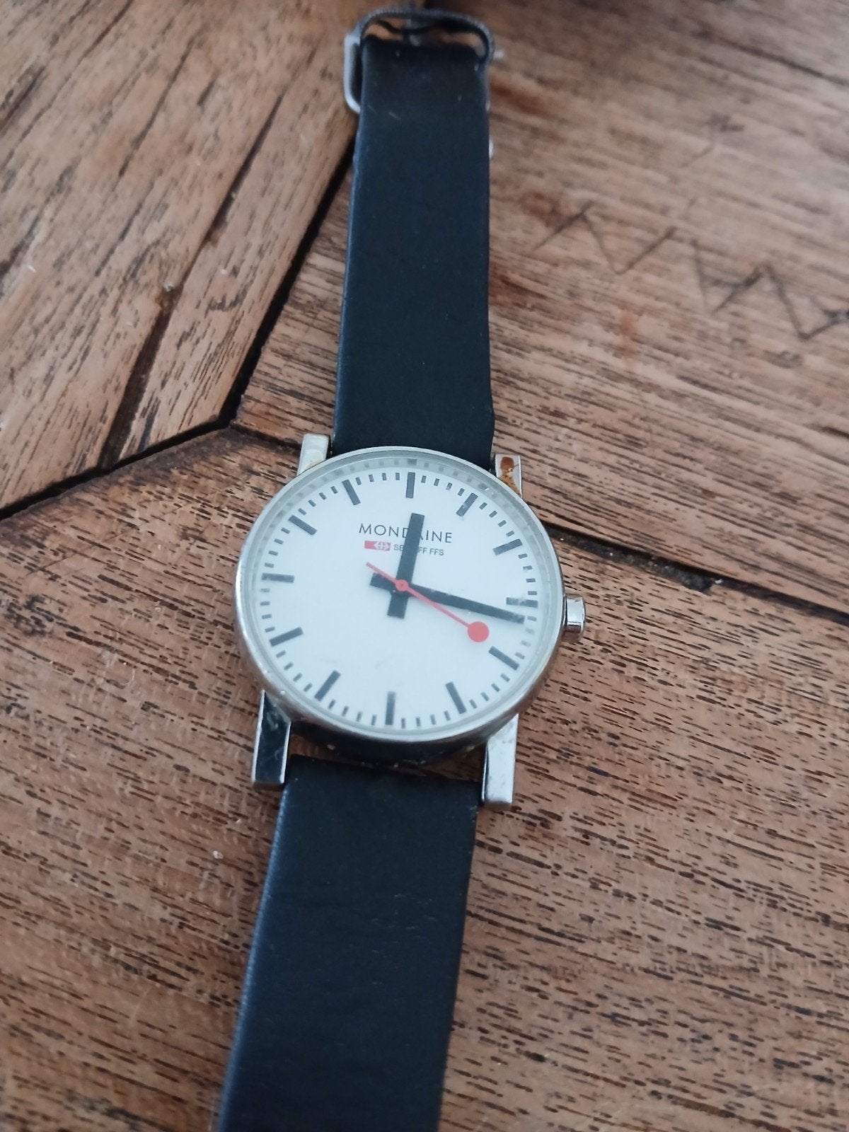 Mondaine Polshorloge - Klassiek Zwitsers Design, Ophalen of Verzenden