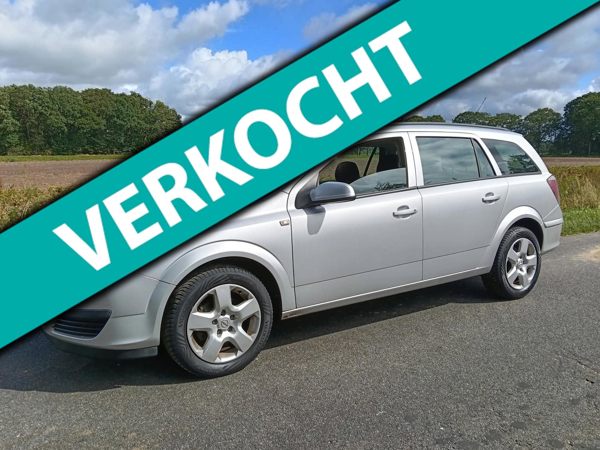 Opel Astra Wagon 1.6 EnjoyMet Nieuwe Apk, Auto's, Voorwielaandrijving, 15 km/l, Gebruikt, Zwart