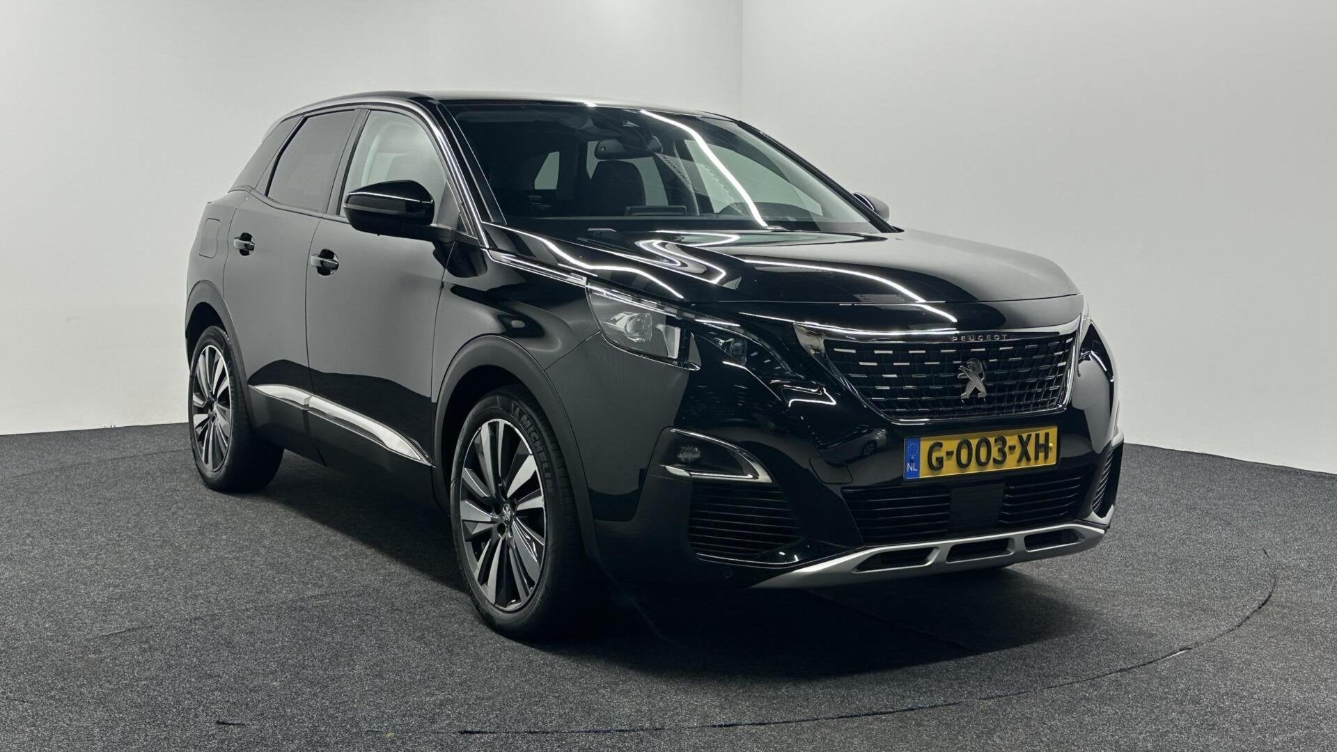 Peugeot 3008 1.2 PureTech Blue Lease Avantage NAVI CAMERA CR, Auto's, Voorwielaandrijving, Gebruikt, 1199 cc, Met garantie (alle)