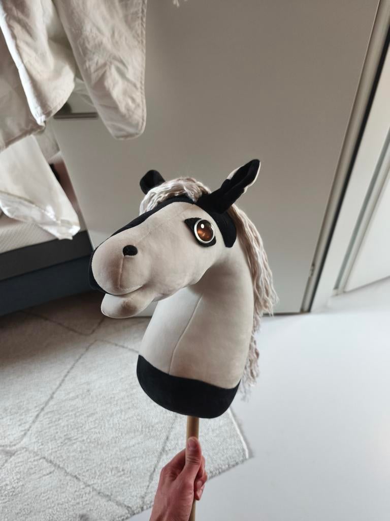 Hobby horse stokpaard, Ophalen