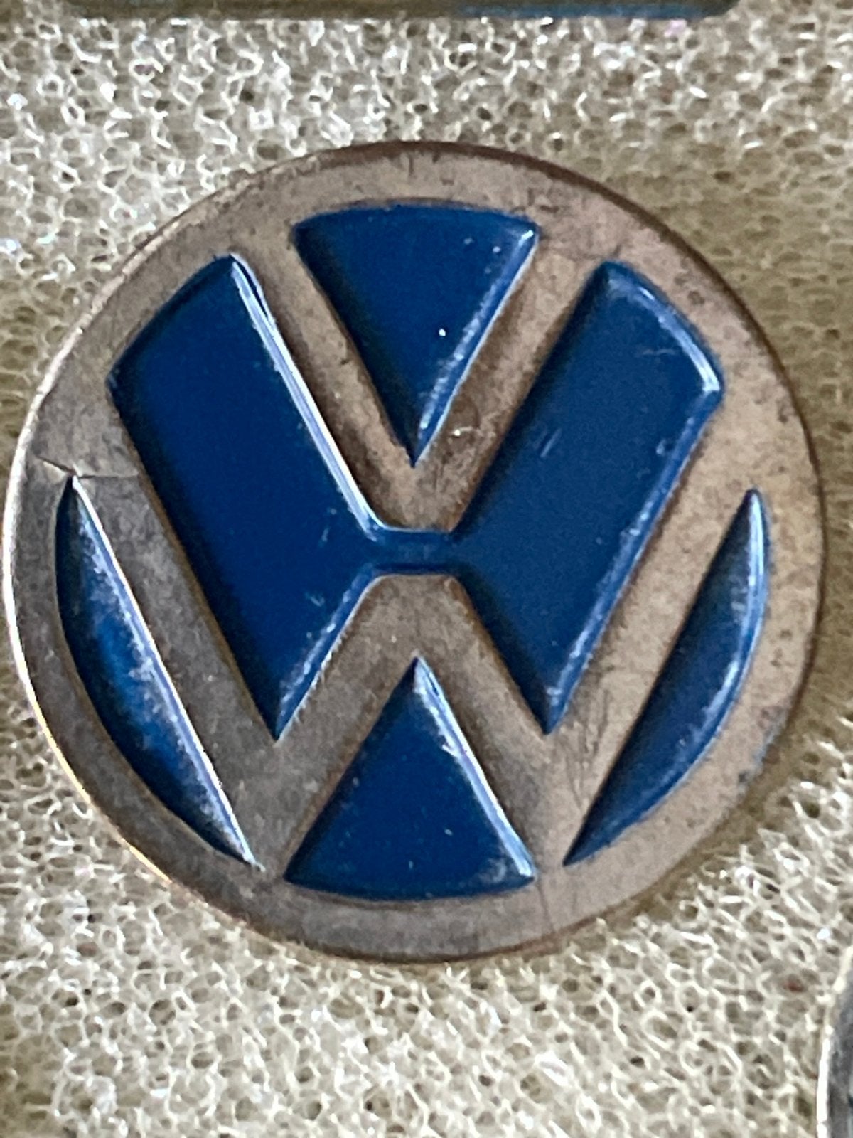 Vintage Volkswagen VW Logo Speldje, Verzamelen, Ophalen of Verzenden, Gebruikt, Auto's