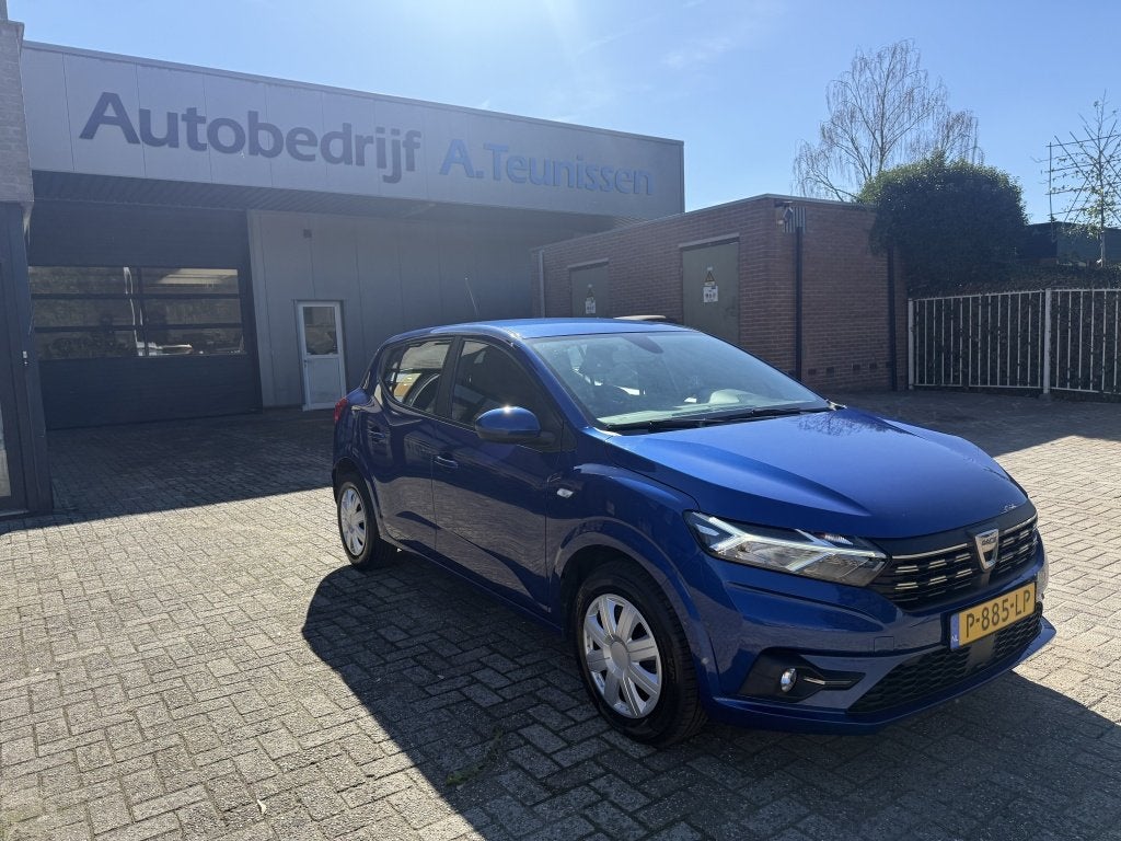 Dacia Sandero 1.0 TCe Comfort (bj 2022), Auto's, 21 km/l, Blauw, Origineel Nederlands, 570 kg