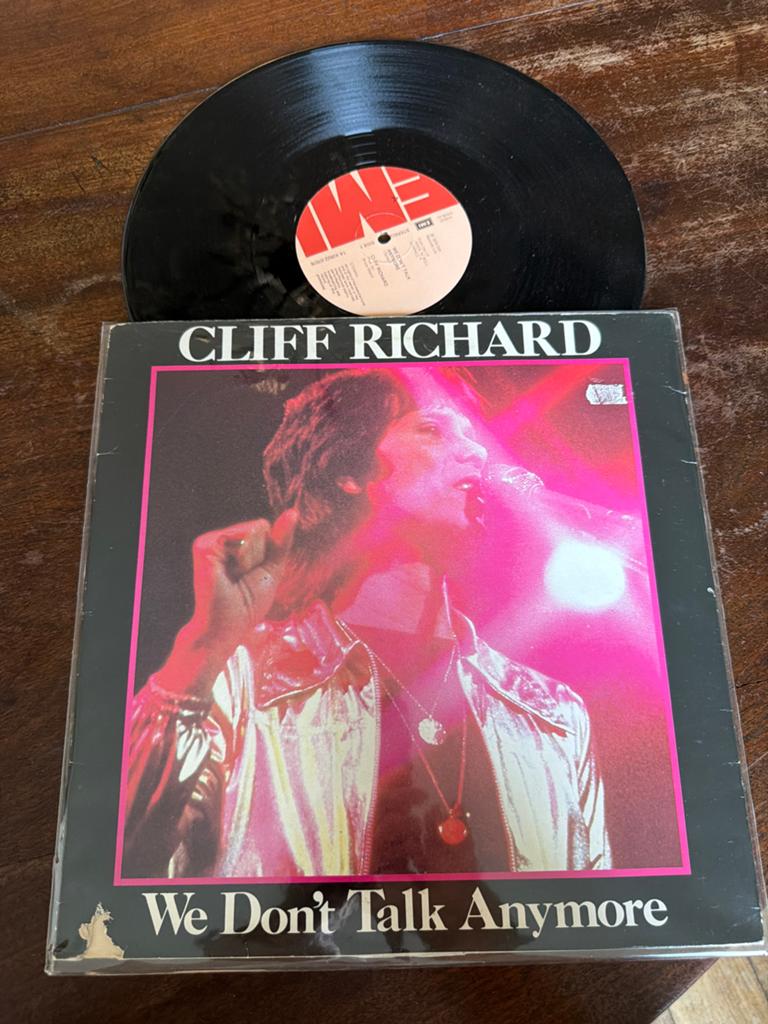 Cliff Richard - We Don't Talk Anymore (12" Maxi-Single), Gebruikt, Maxi-single, Ophalen of Verzenden, 1970 - 1979