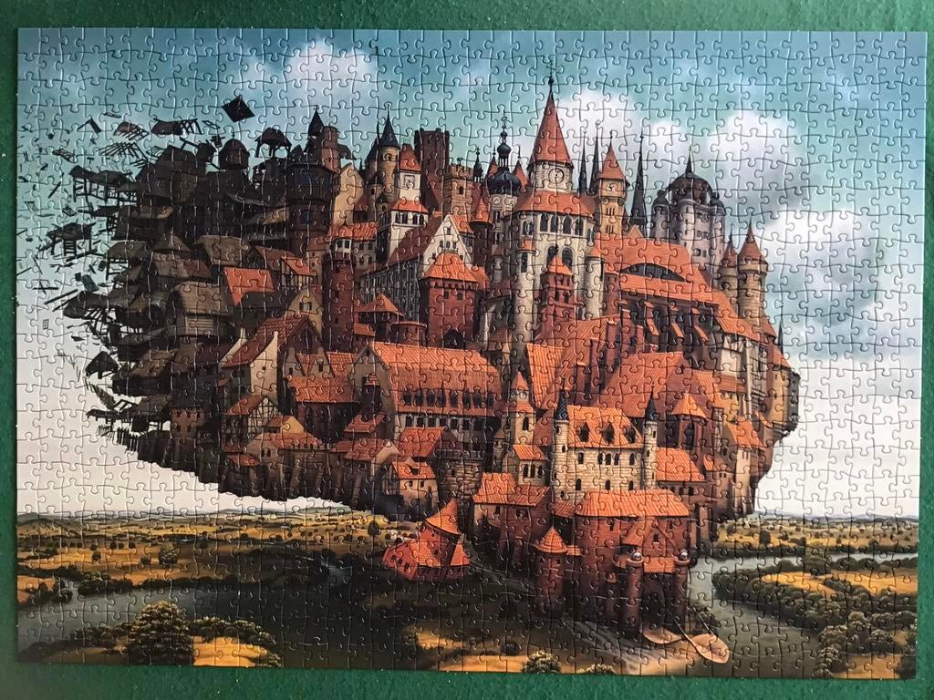Jacek Yerka Vliegende Stad legpuzzel 1000, Ophalen of Verzenden, Zo goed als nieuw, 1:35 tot 1:50