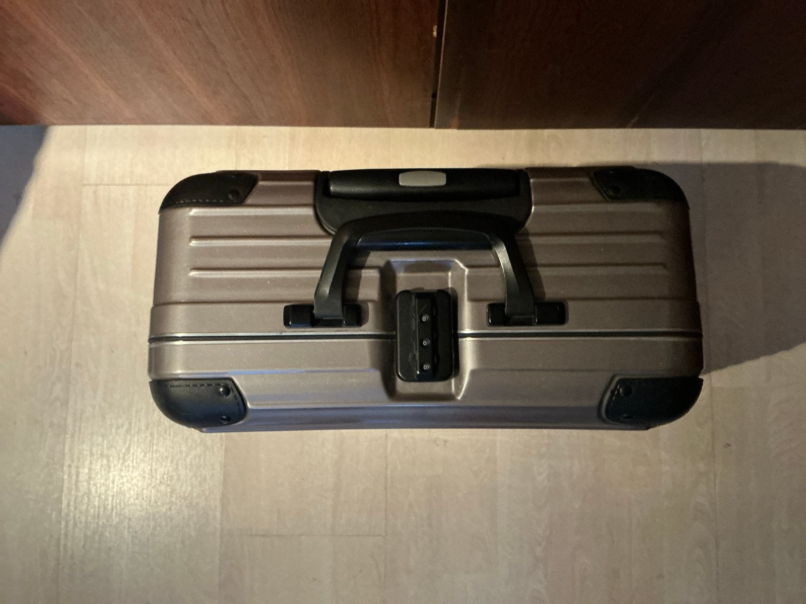 Rimowa Handbagage Koffer Champagne kleur Zeldzaam, 40 tot 60 cm, 20 tot 30 cm, Verzenden, Zo goed als nieuw