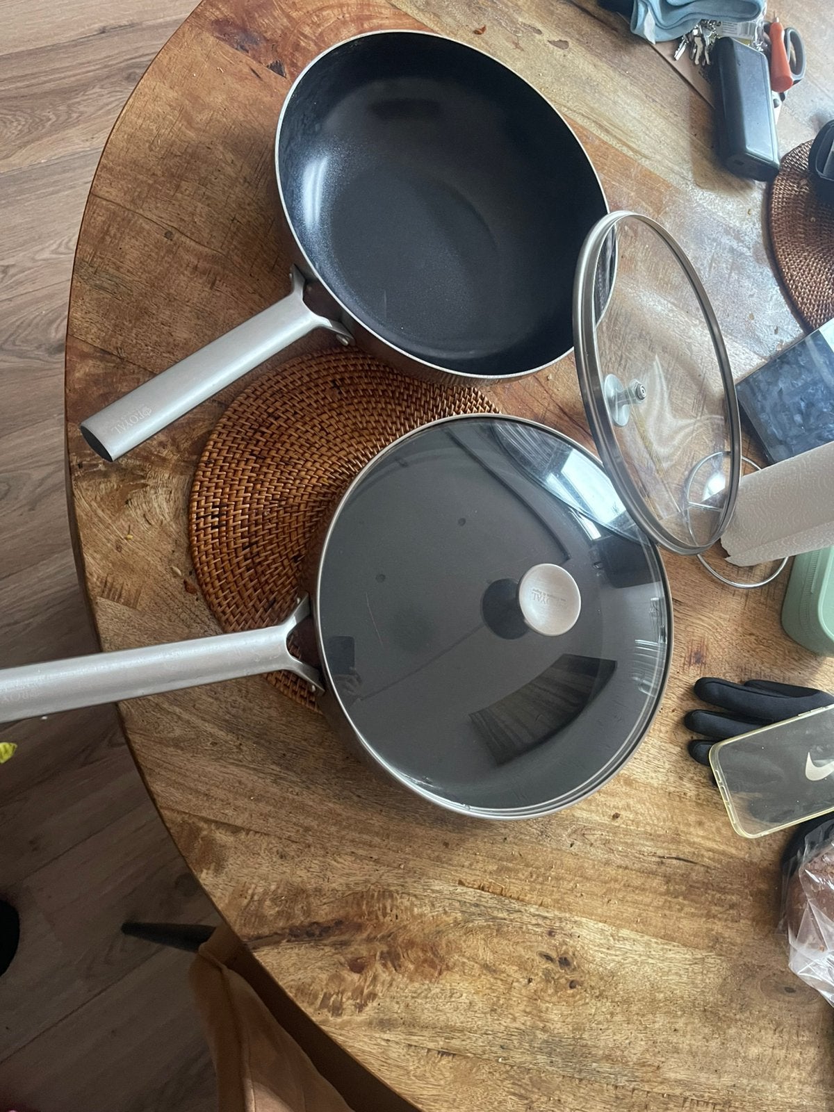 Royal Van Kempen & Begeer pannen met glazen deksel, Ophalen of Verzenden, Zo goed als nieuw, Rvs