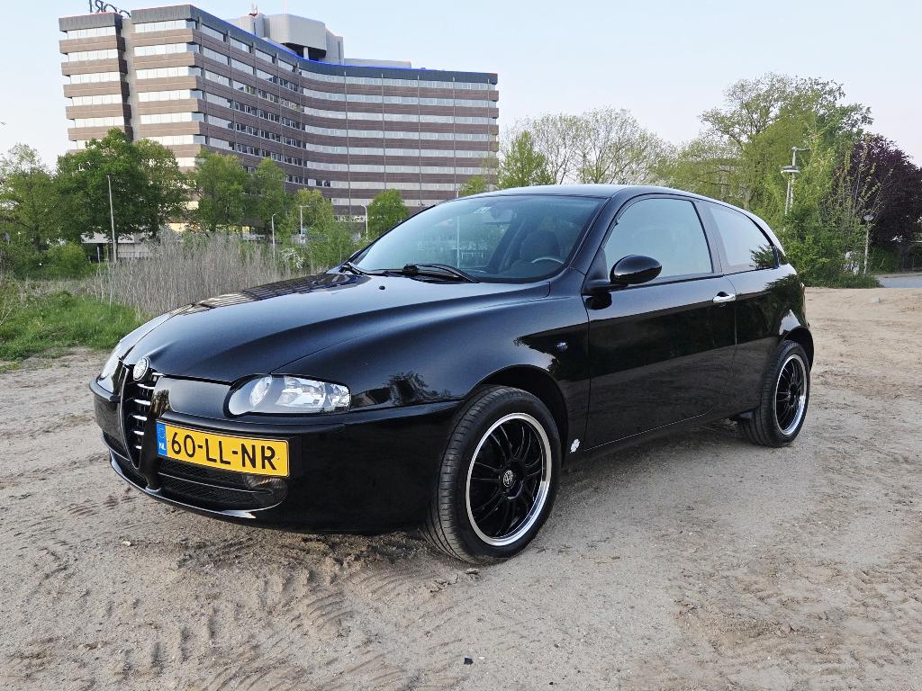 Alfa Romeo 147 2.0 TS Distinctive | Nieuwe distributie + APK, Voorwielaandrijving, Stof, 1225 kg, 150 pk