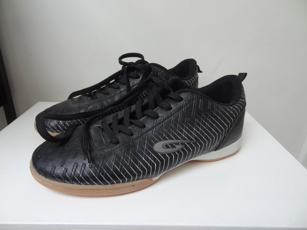 Zaalvoetbalschoenen / sportschoenen – Maat 36 NIEUW, Maat XS of kleiner, Schoenen, Nieuw, Ophalen of Verzenden
