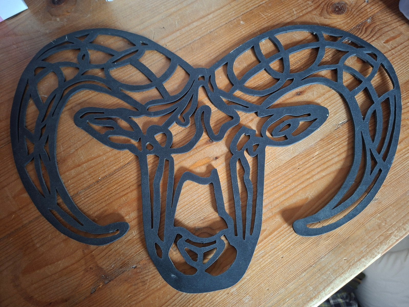 Houten Hertkop en Ram Decoratie, Huis en Inrichting, Woonaccessoires | Overige, Gebruikt, Hout, Zwart, Modern, Ophalen of Verzenden