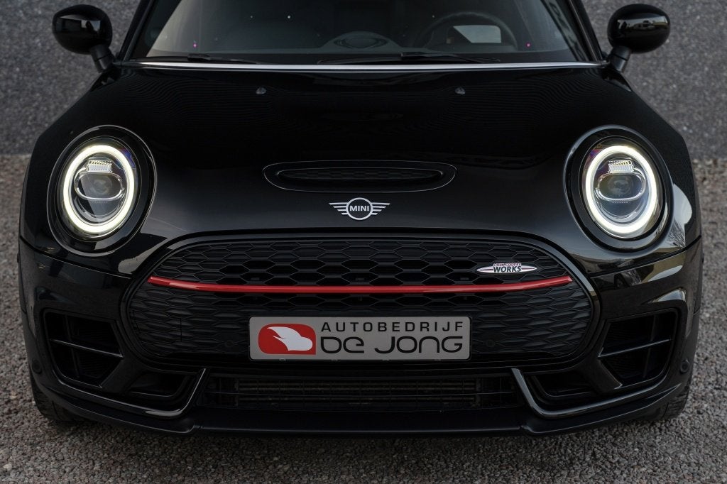 MINI Clubman JCW ALL4 306PK | NL Auto | full option | Pano |, Auto's, 1525 kg, Gebruikt, 4 cilinders, Automatische klimaatregeling