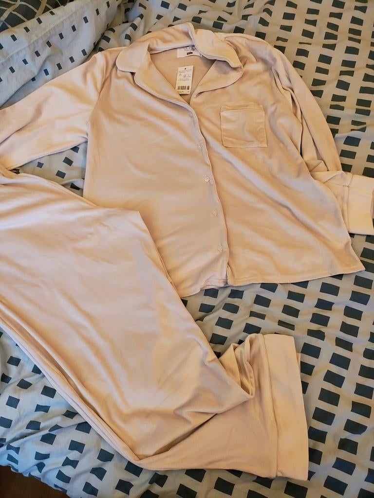 Fluffy pyjamas, F&F, Beige, Maat 46/48 (XL) of groter, Nieuw