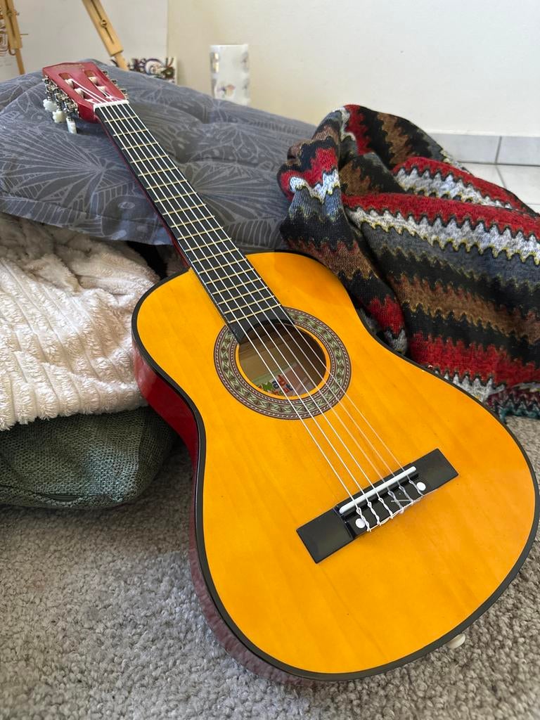 Spanish guitar, Muziek en Instrumenten, Snaarinstrumenten | Gitaren | Akoestisch, Ophalen, Gebruikt, Klassieke of Spaanse gitaar