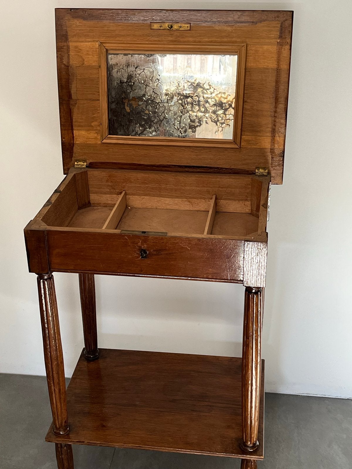 Antieke houten kaptafel met spiegel en lade, Ophalen