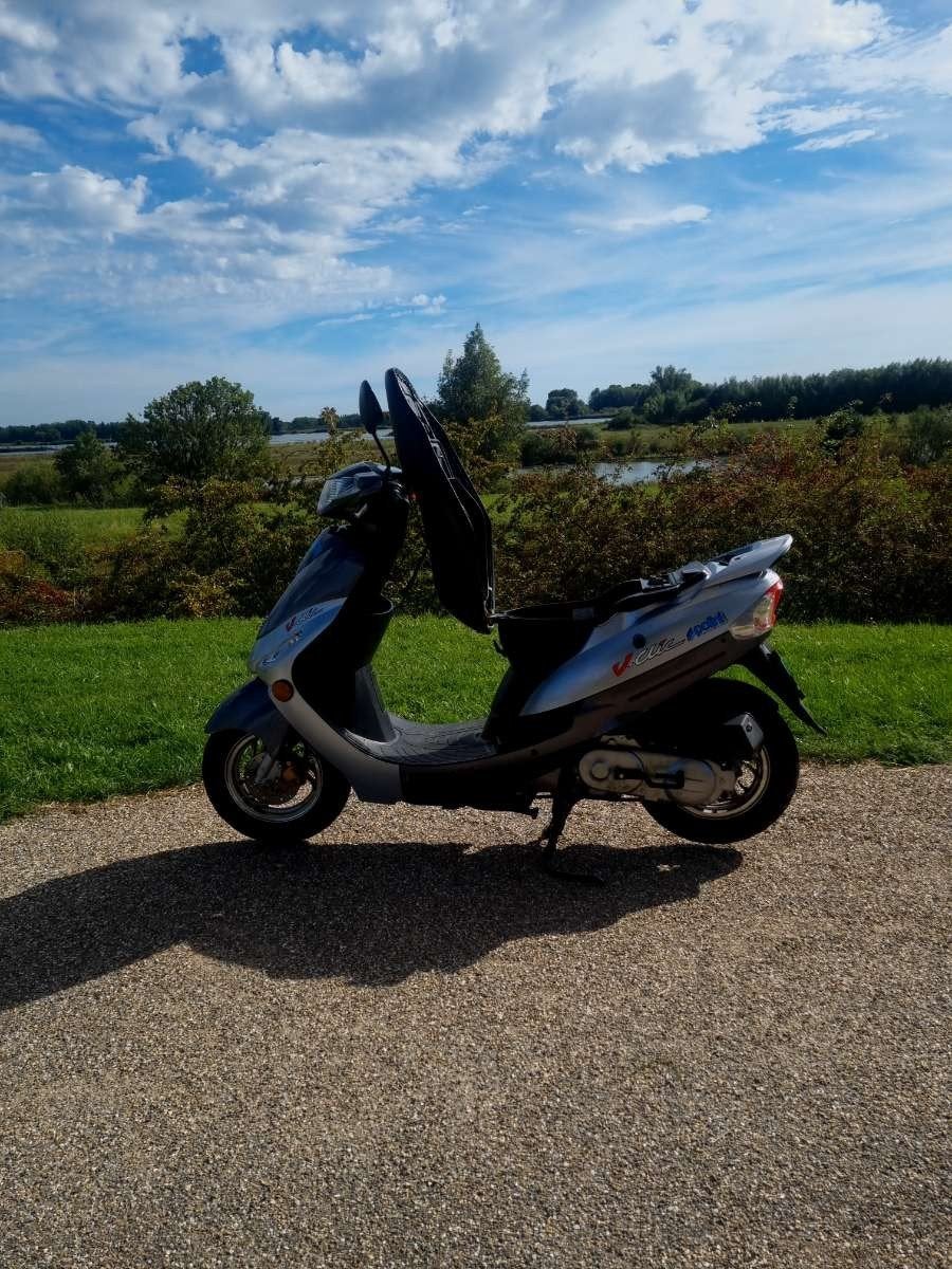 Peugeot V-Clic 2014, Gebruikt, Ophalen of Verzenden, Benzine, Peugeot