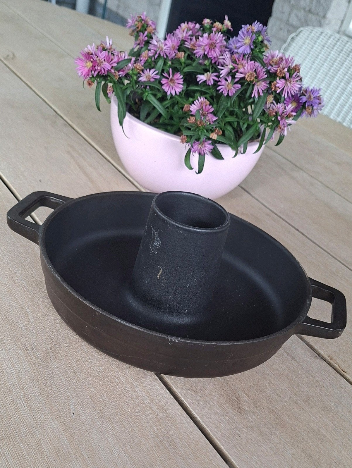 Gietijzeren Bastard Chickensitter 1x gebruikt., Gebruikt, Geschikt voor barbecue, Ophalen of Verzenden, Overige merken